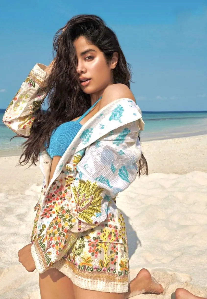 Janhvi Kapoor13