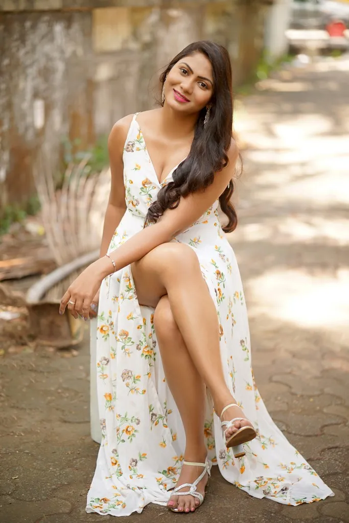 Shruti_Reddy_Glamour_Photos_39_452a73553a